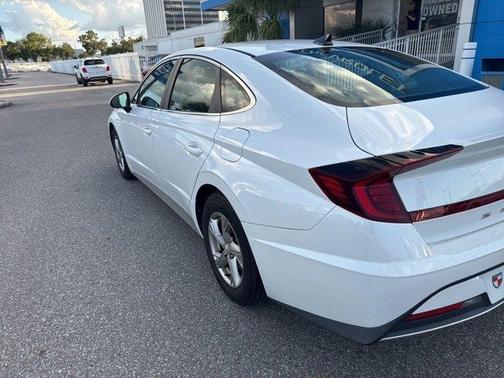 2020 Hyundai SONATA SE