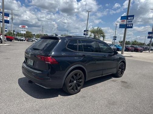 2021 Volkswagen Tiguan 2.0T SE R-Line Black