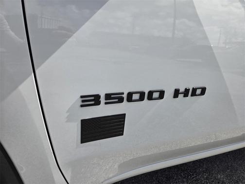 2024 Chevrolet Silverado 3500 WT
