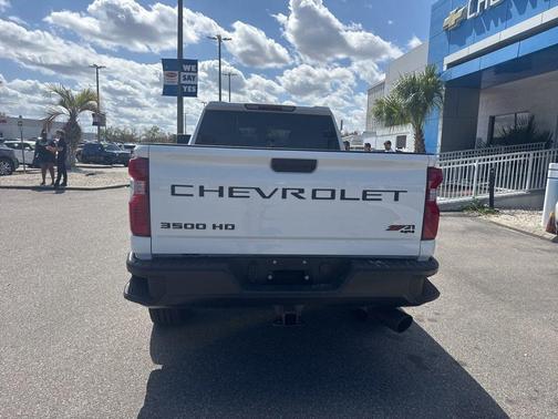 2024 Chevrolet Silverado 3500 WT