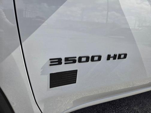 2024 Chevrolet Silverado 3500 WT