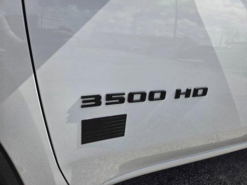 2024 Chevrolet Silverado 3500 WT