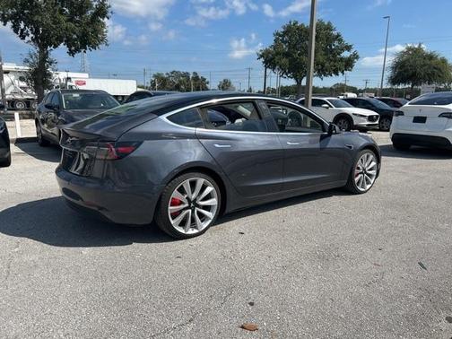 2018 Tesla Model 3 Performance