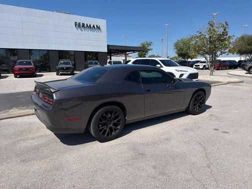 Granite Pearlcoat 2018 Dodge Challenger SXT