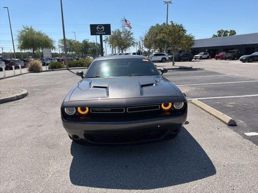 Granite Pearlcoat 2018 Dodge Challenger SXT