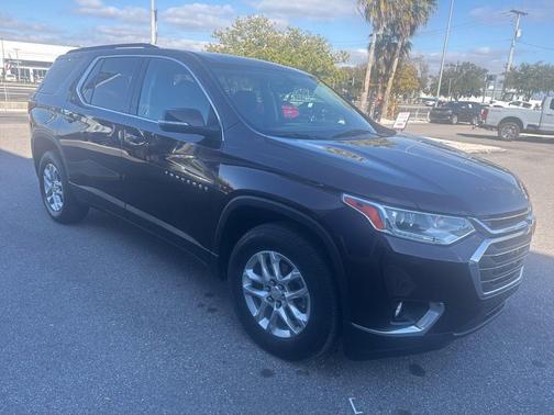 2021 Chevrolet Traverse LT Cloth