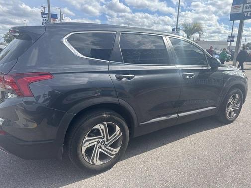 2023 Hyundai SANTA FE SE