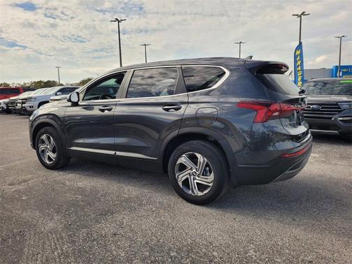 2023 Hyundai SANTA FE SE