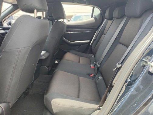 2022 Mazda Mazda3 2.5S FWD