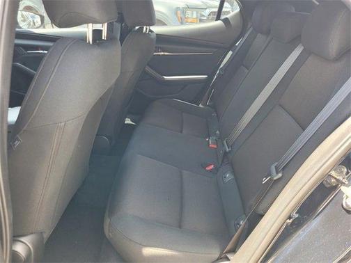 2022 Mazda Mazda3 2.5S FWD