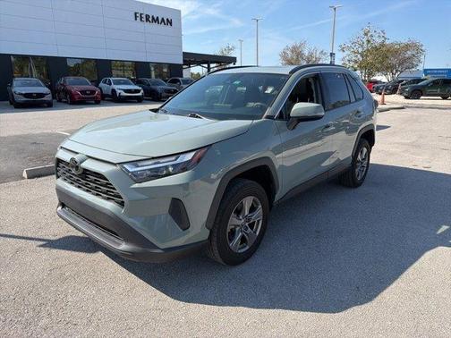 2022 Toyota RAV4 XLE