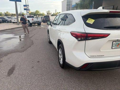 2021 Toyota Highlander L