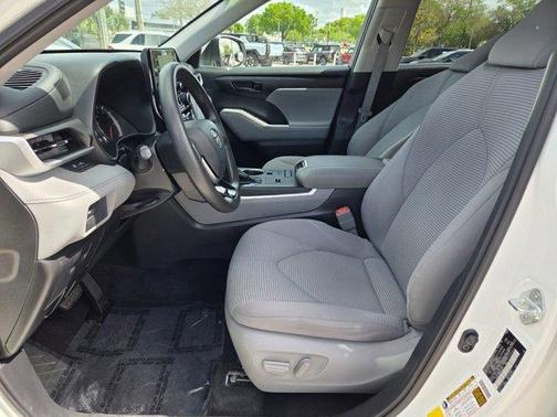 2021 Toyota Highlander L