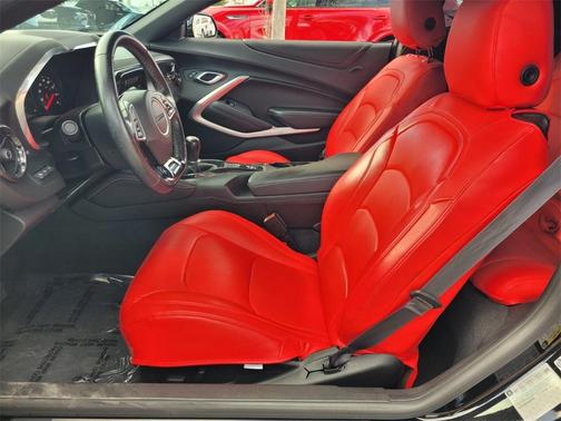 2017 Chevrolet Camaro 2LT