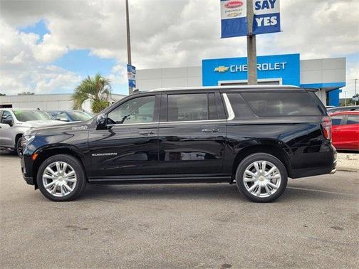 2023 Chevrolet Suburban High Country