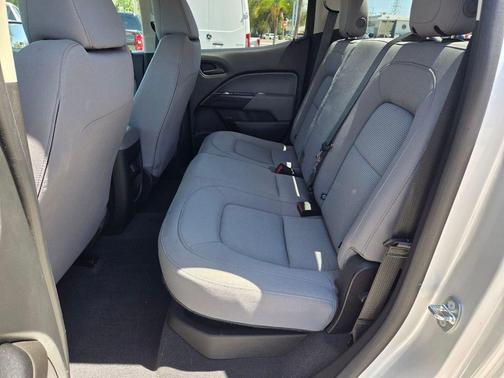 Silver Ice Metallic 2020 Chevrolet Colorado WT