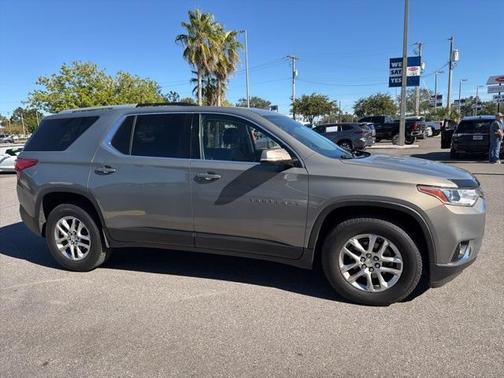 2018 Chevrolet Traverse LT Cloth