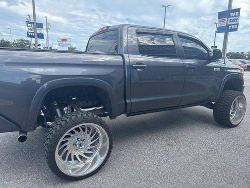 2017 Toyota Tundra Platinum