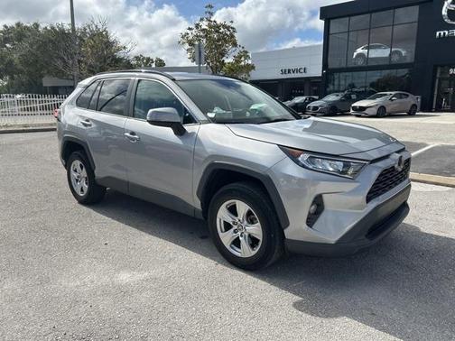 2021 Toyota RAV4 XLE