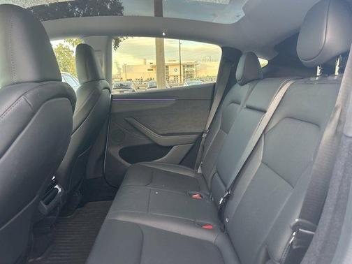 2026 Tesla Model Y Premium