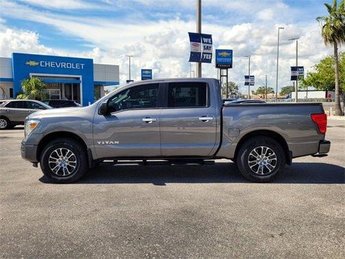 2021 Nissan Titan SV