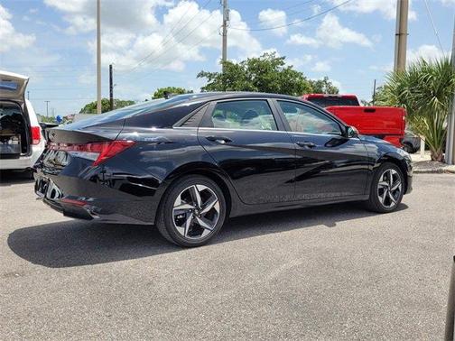 2023 Hyundai ELANTRA HEV Limited