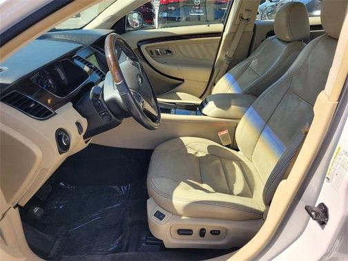 2016 Ford Taurus Limited