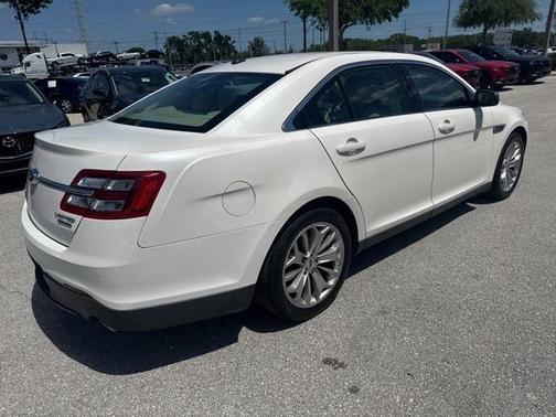 2016 Ford Taurus Limited