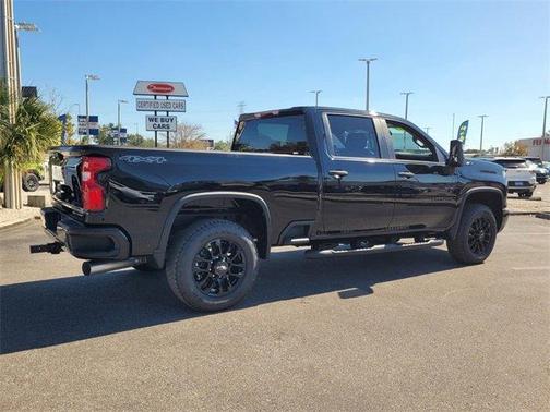 2025 Chevrolet Silverado 2500 Custom
