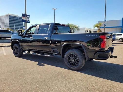 2025 Chevrolet Silverado 2500 Custom
