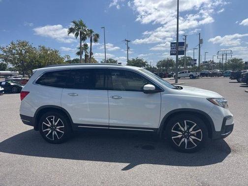 2020 Honda Pilot Touring 8-Passenger