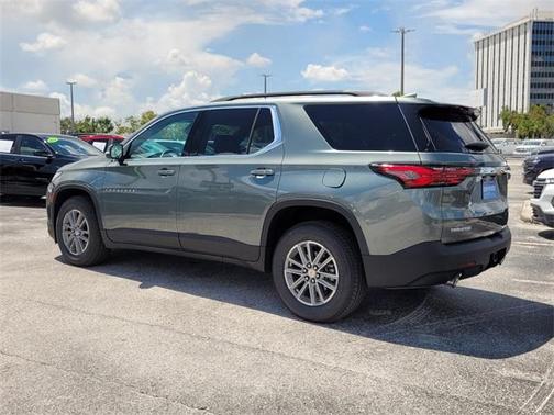 2022 Chevrolet Traverse LT Leather