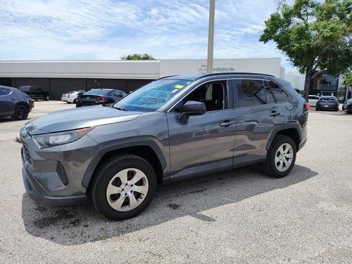 2021 Toyota RAV4 LE