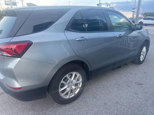 Sterling Gray Metallic 2024 Chevrolet Equinox LS