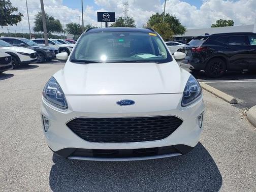 2020 Ford Escape Titanium Hybrid