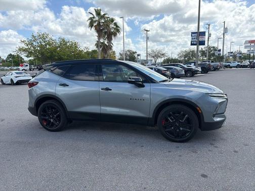 Sterling Gray Metallic 2024 Chevrolet Blazer LT