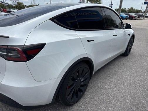 2024 Tesla Model Y Performance