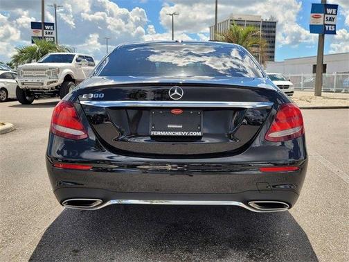 2018 Mercedes-Benz E-Class E 300