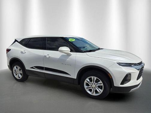 Iridescent Pearl Tricoat 2020 Chevrolet Blazer 2LT