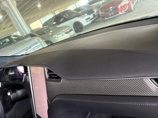 2018 Tesla Model S 75D
