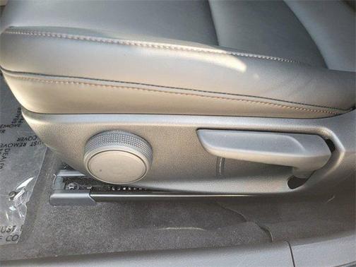 2025 Mazda Mazda3 FWD w/Select Package