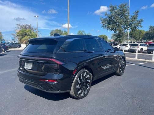 Black 2024 Lincoln Nautilus Black Label
