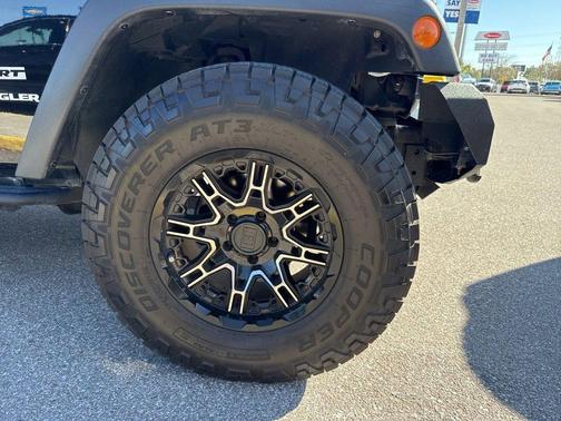 2017 Jeep Wrangler Sport