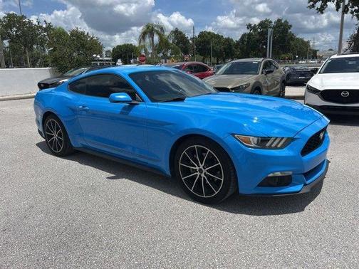 2017 Ford Mustang EcoBoost Premium