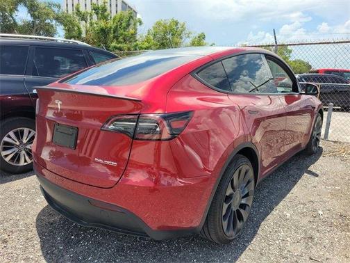 2025 Tesla Model Y Performance