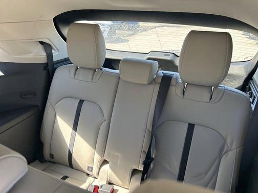 2024 Mazda CX-90 PHEV Preferred