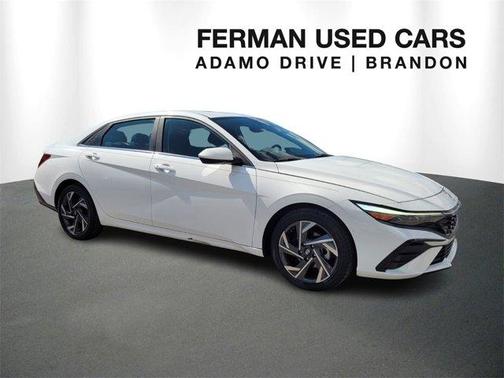 2024 Hyundai ELANTRA SEL