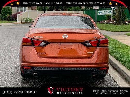 2021 Nissan Altima SR VC-Turbo FWD