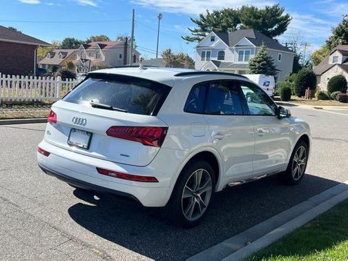 2020 Audi Q5 45 Premium Plus