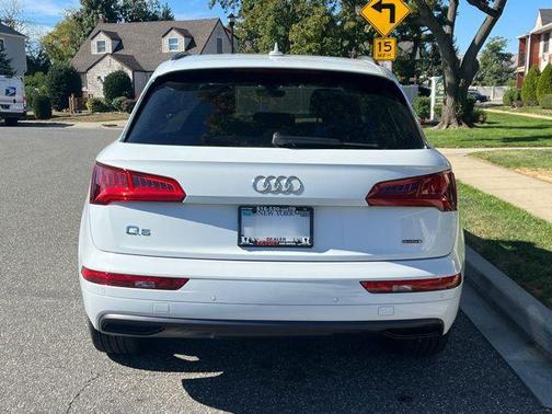 2020 Audi Q5 45 Premium Plus